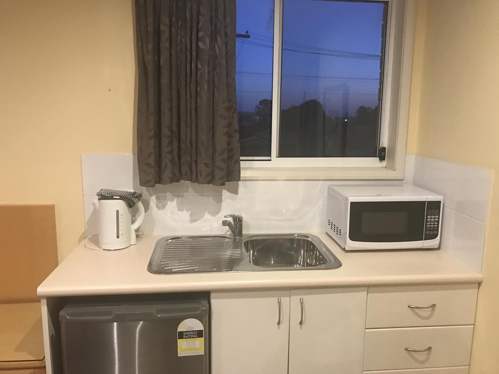 Toukley Motor Inn Zimmer foto